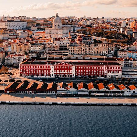 The Editory Riverside Hotel, An Historic Hotel Lisboa Eksteriør billede The station in 1990