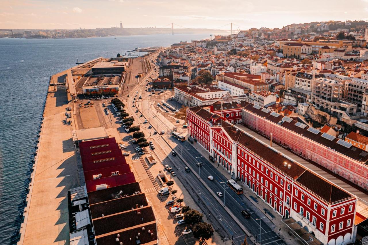 The Editory Riverside Hotel, An Historic Hotel Lisboa Eksteriør billede Aerial view of the station