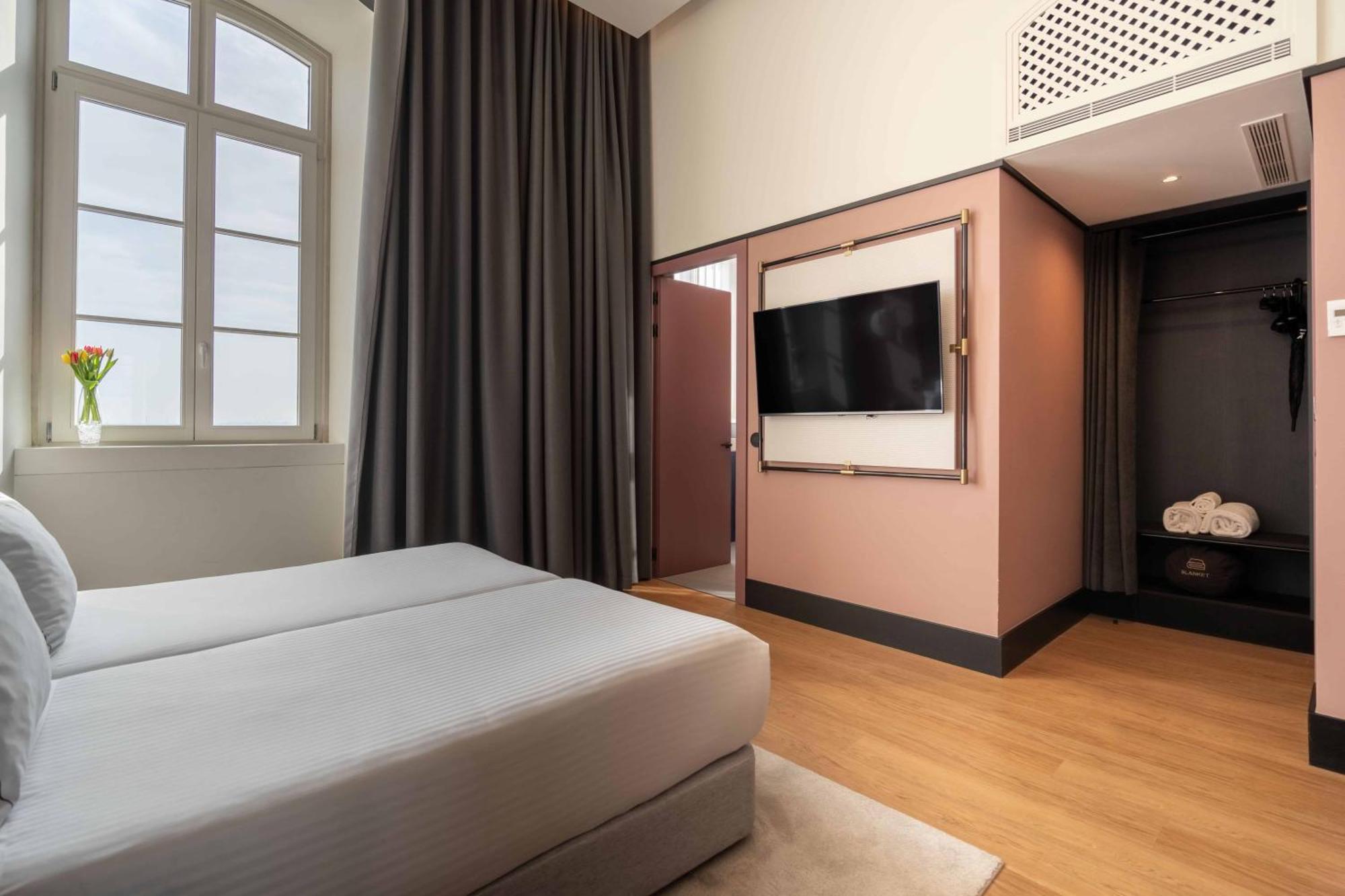 The Editory Riverside Hotel, An Historic Hotel Lisboa Eksteriør billede A room at the hotel