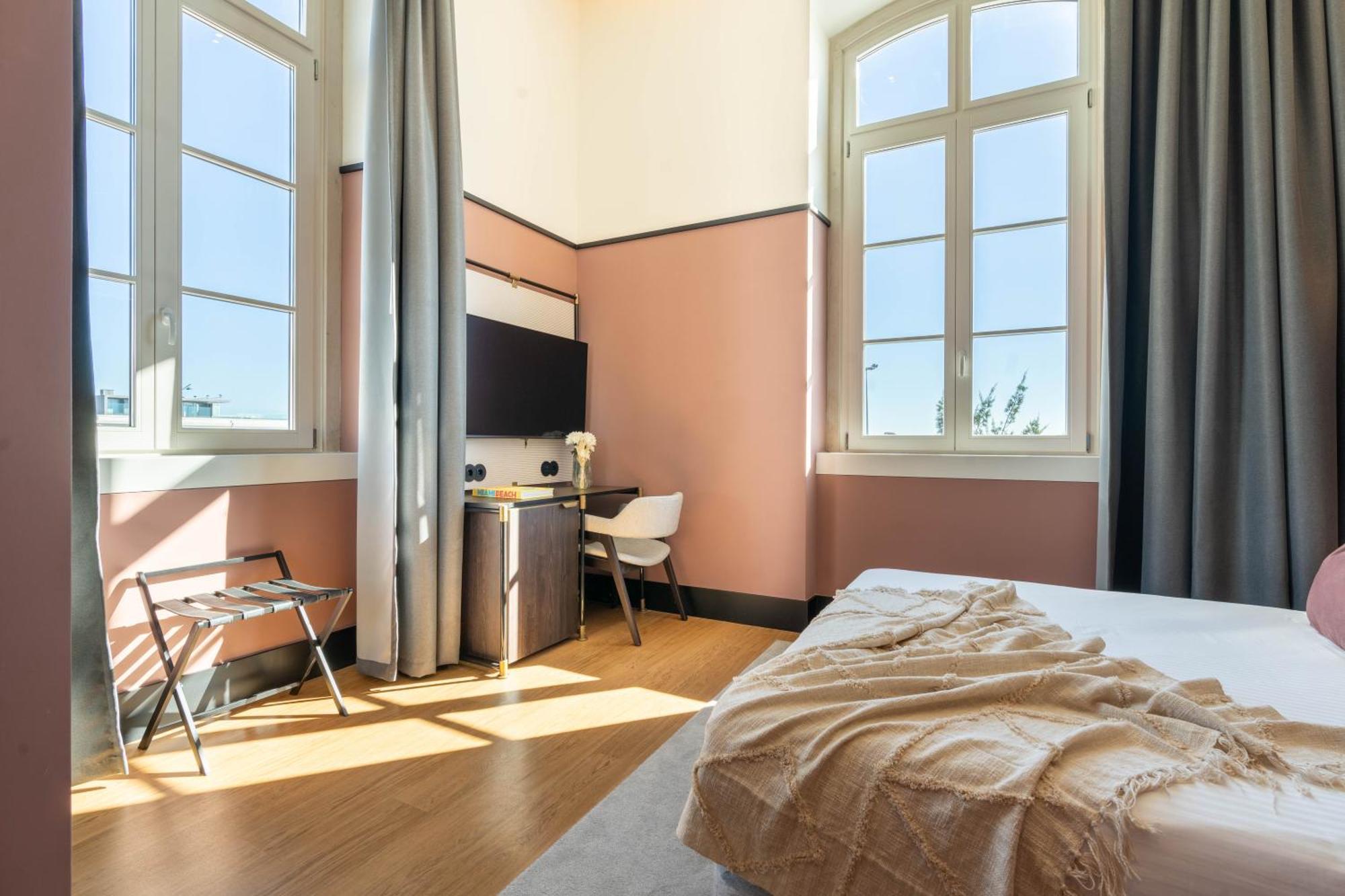 The Editory Riverside Hotel, An Historic Hotel Lisboa Eksteriør billede A room at the hotel