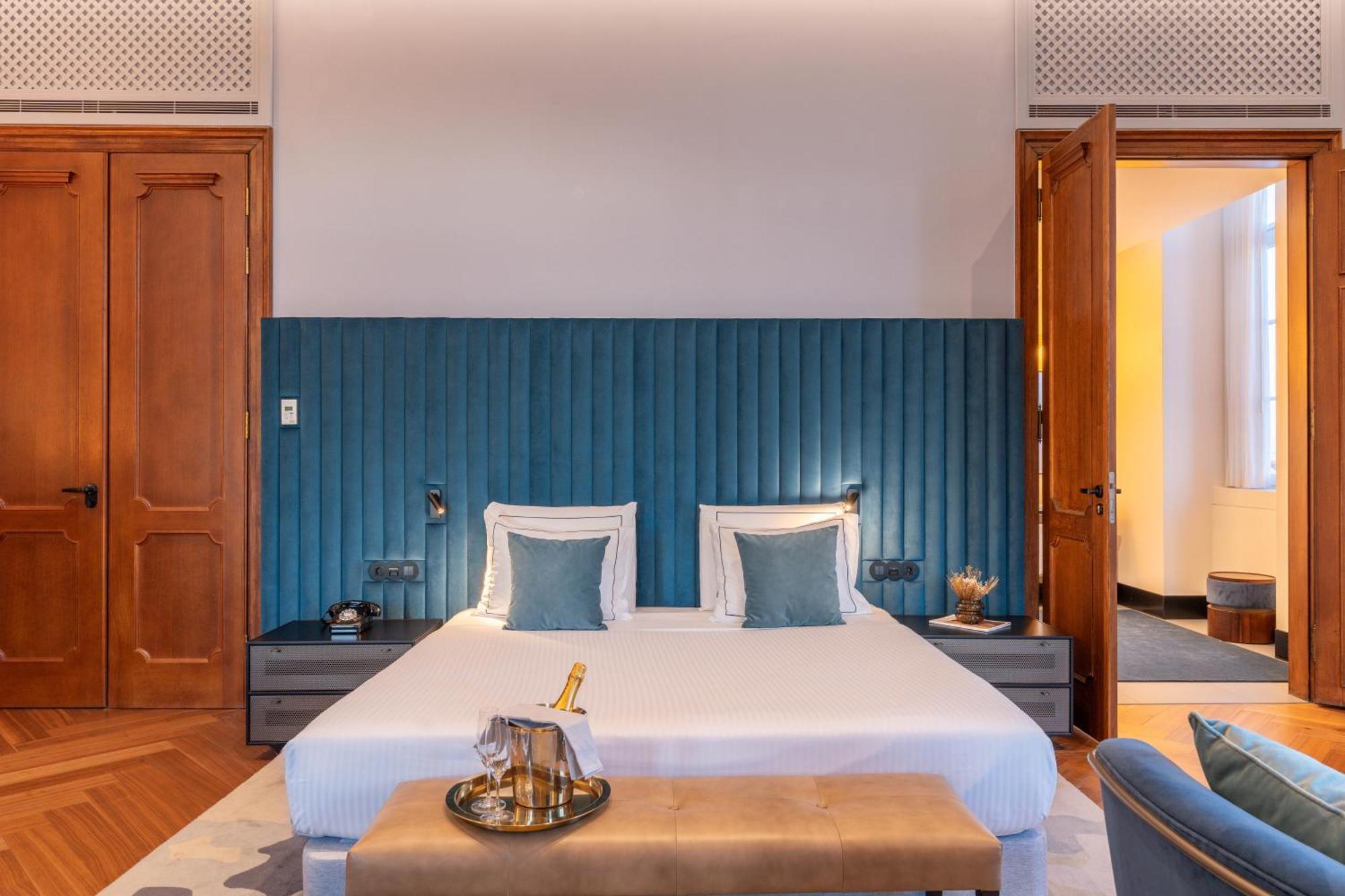 The Editory Riverside Hotel, An Historic Hotel Lisboa Eksteriør billede A bedroom at the hotel